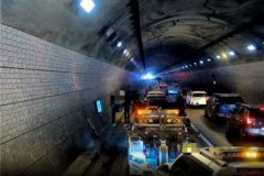 于近年来韩国选拔法令人才的院轨制遭到质疑